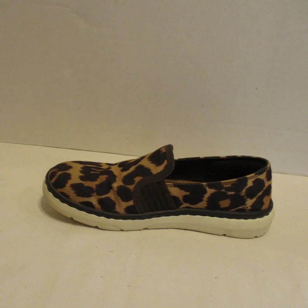 Ariat Shoes Woman Size 6.5 Brown White Black Animal Print Vacation Travel Shoes